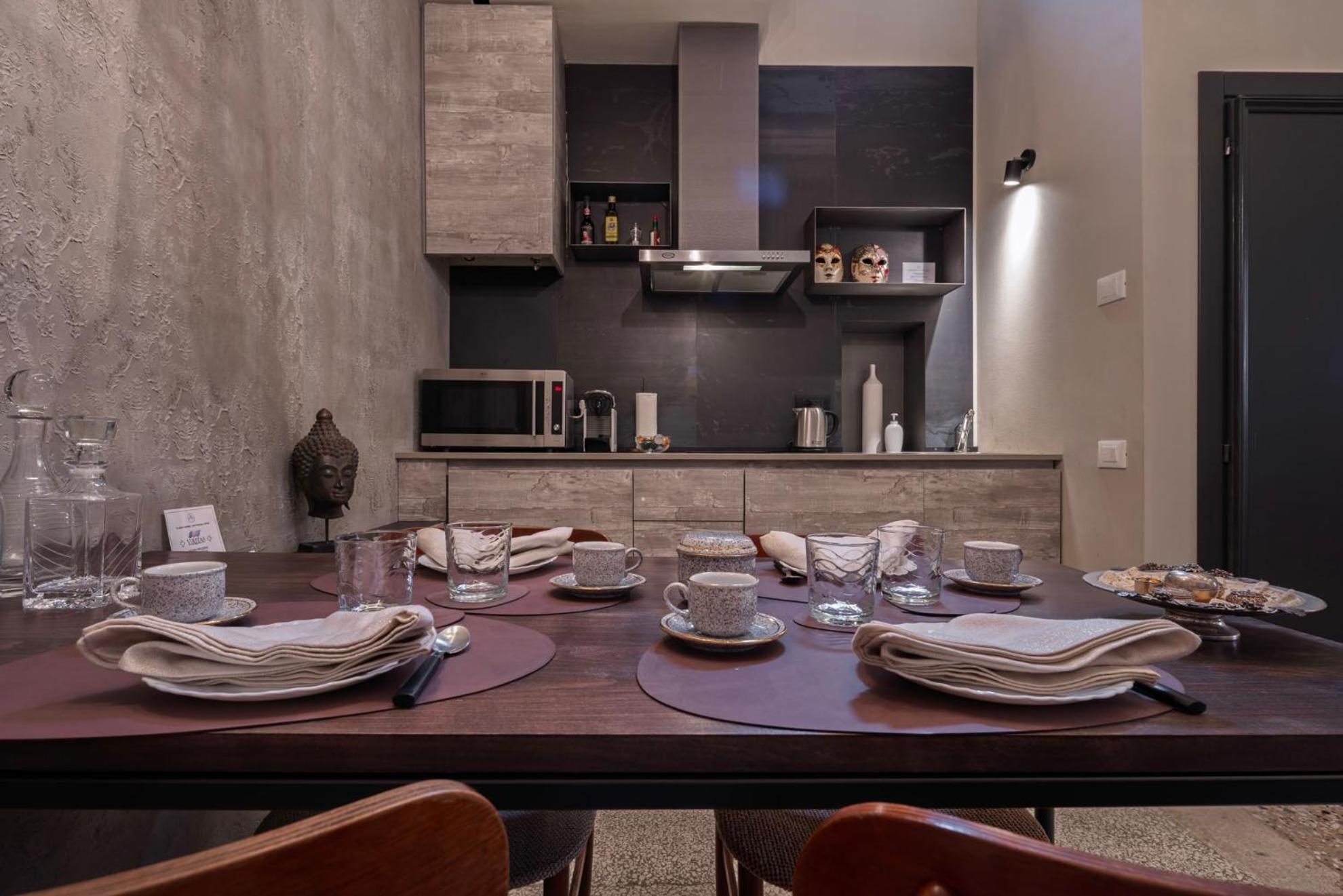 Ca Delle Capriate, An Intimate Retreat At Ca D'oro Apartment Venedig