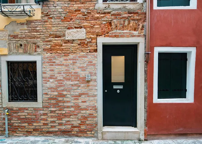 Ca Delle Capriate, An Intimate Retreat At Ca D\'Oro