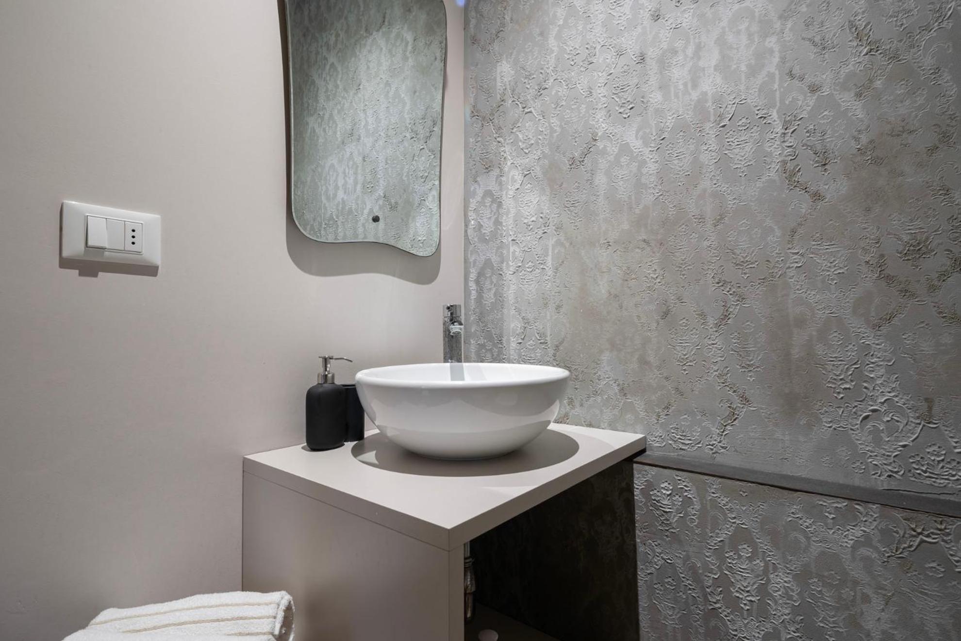 Ca Delle Capriate, An Intimate Retreat At Ca D'oro